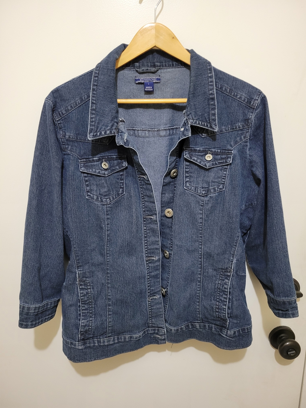 Bandolino Women's Medium Blue Denim Basic Jacket - Size L